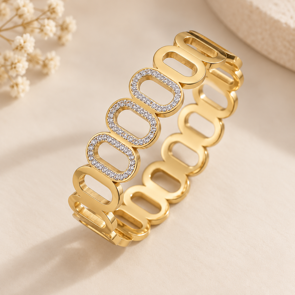 Amara Link Bangle